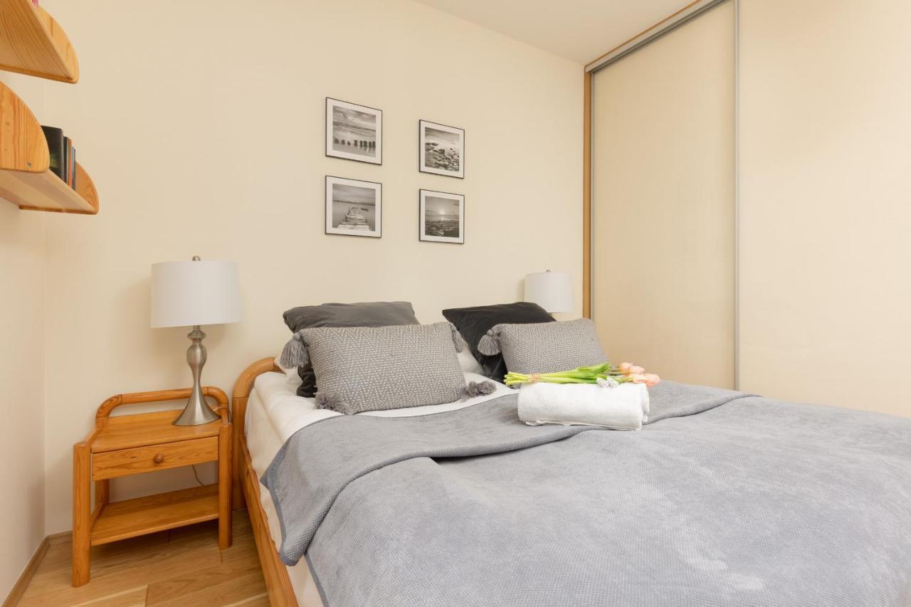 Osiedle Intenso Warszawa Wola By Noclegi Renters ภายนอก รูปภาพ