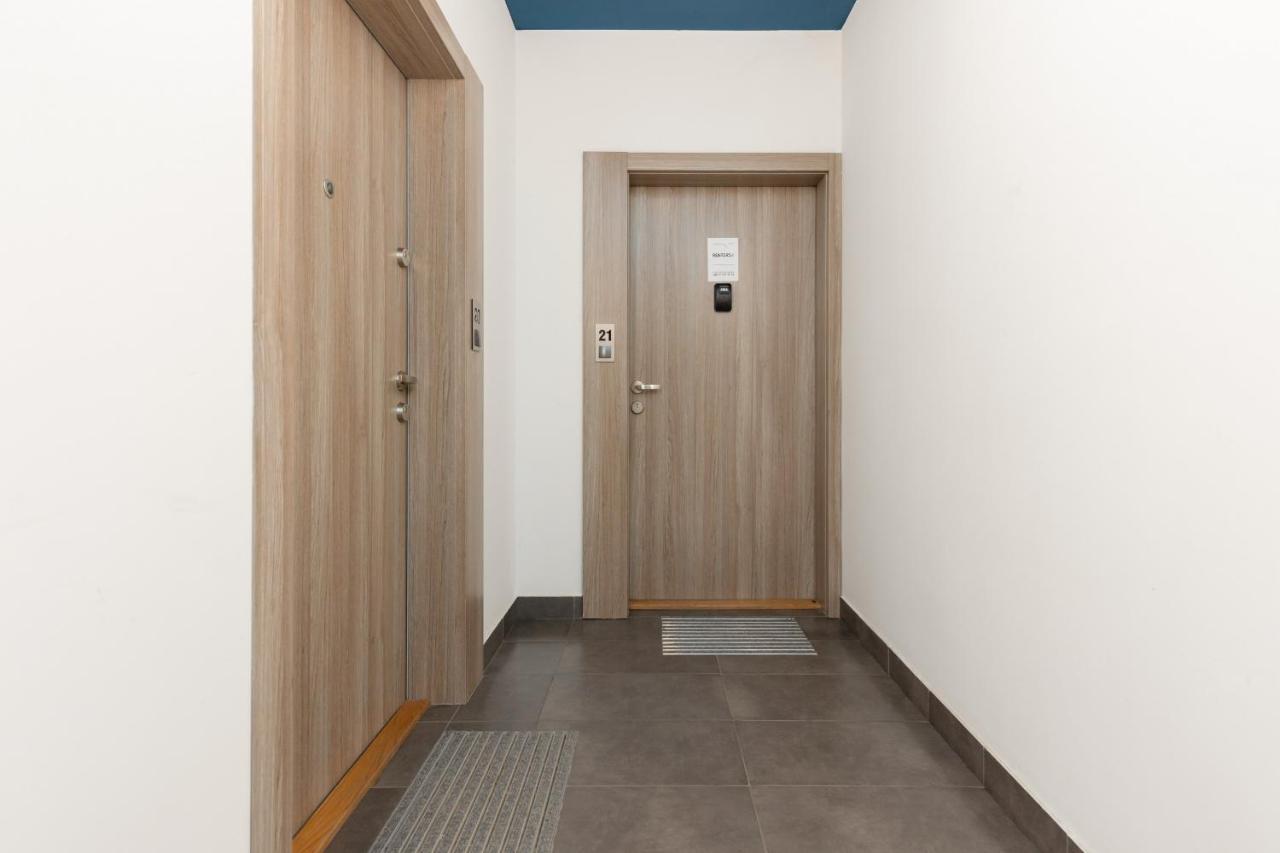 Osiedle Intenso Warszawa Wola By Noclegi Renters ภายนอก รูปภาพ